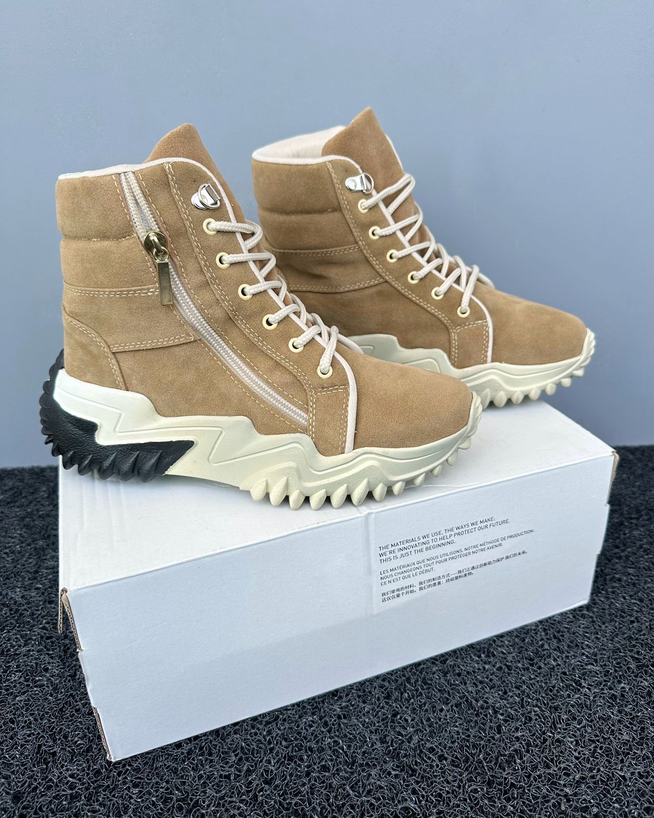 👢 OFERTA CON 40% DE DCTO BOTIN CONVERSE EN GAMUZA PARA MUJER- ENVÍO GRATIS